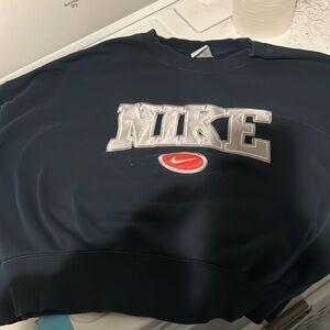 Nike crop top pullover navy color